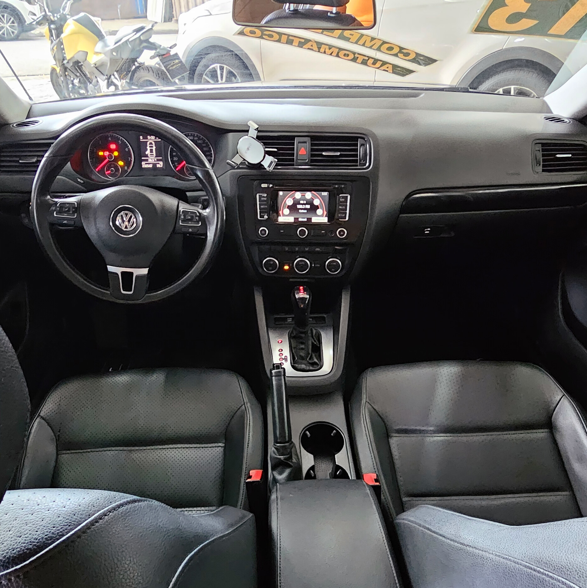 Volkswagem Jetta Comfortline 2.0 Flex AT - Imagem 7