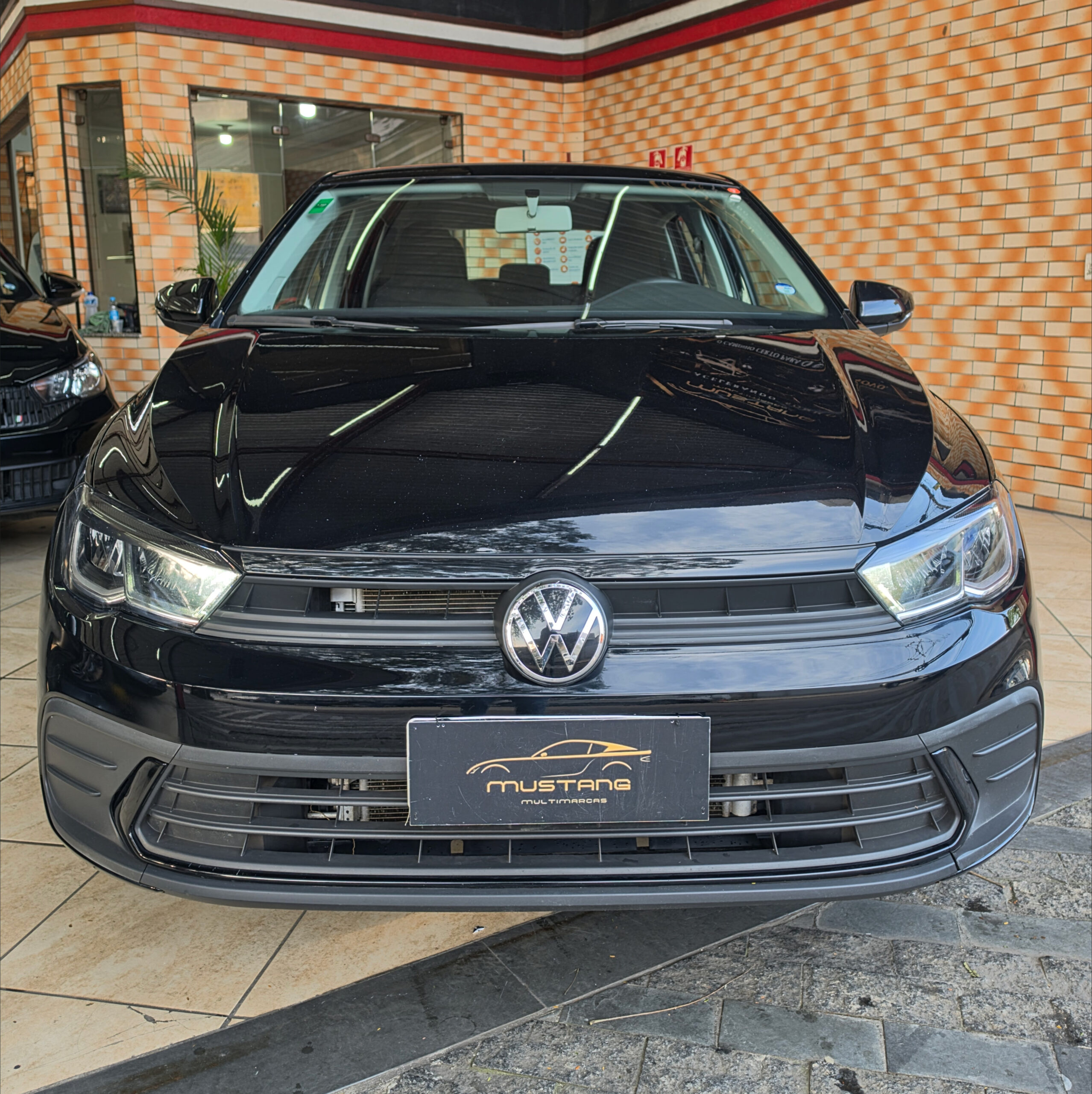 VOLKSWAGEN POLO HIGHLINE 1.0 TSI FLEX AT 2025 — PRETO - Imagem 3