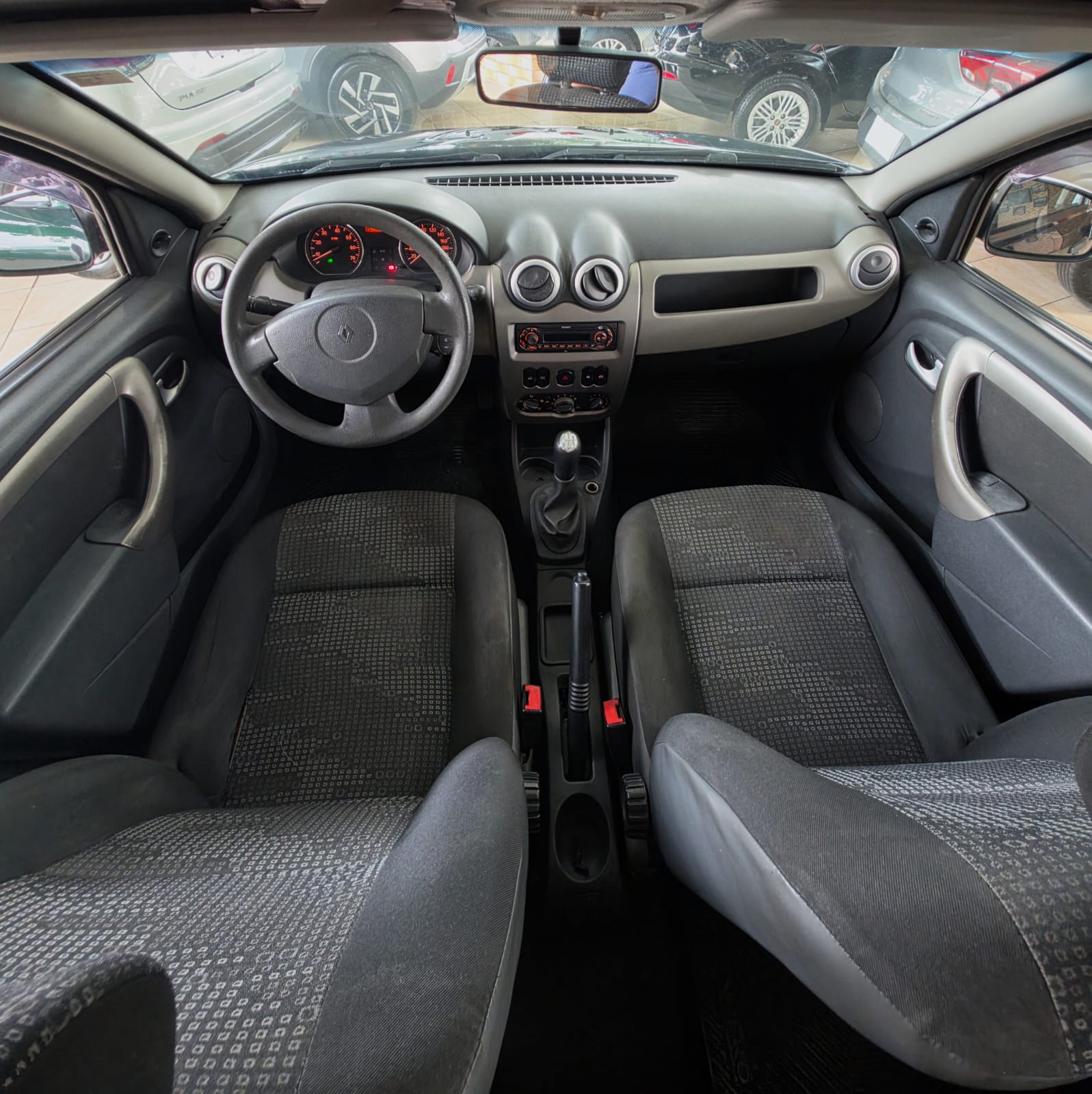 RENAULT SANDERO EXPRESSION 1.6 HI-FLEX 2011 - Imagem 8